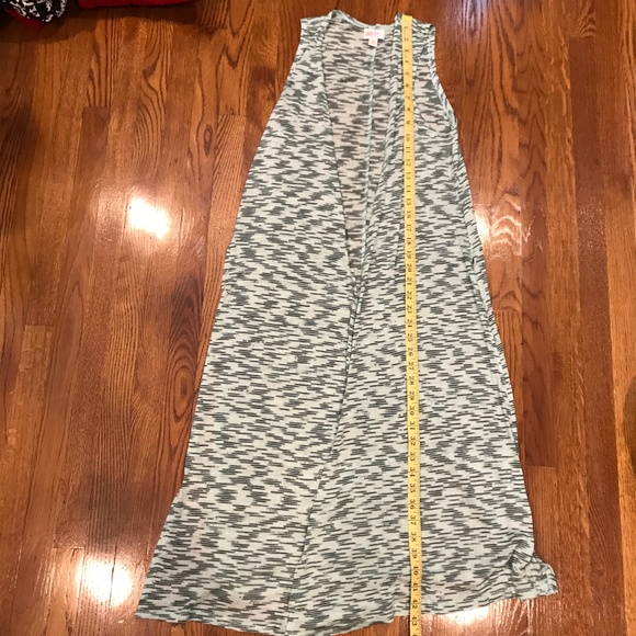 LuLaroe Joy Duster Mint Green Sz XS Cardigan Cute Boho Cochella Free Flow - Picture 2 of 7